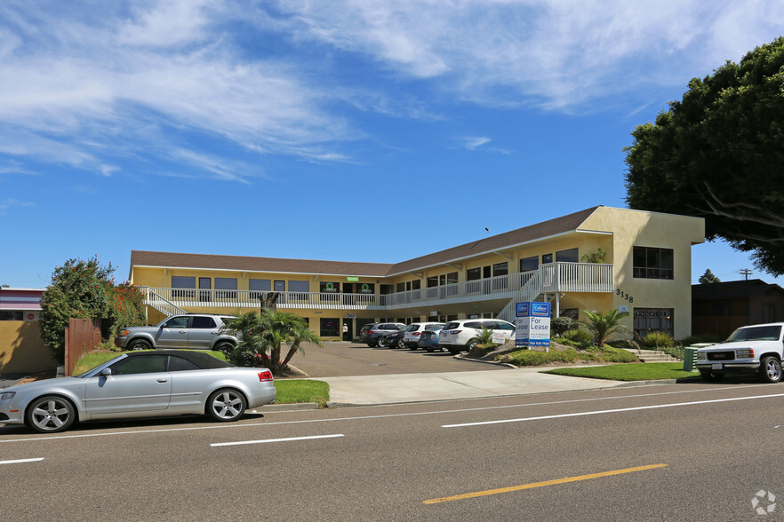 3138 Roosevelt St, Carlsbad, CA for lease - Building Photo - Image 1 of 8