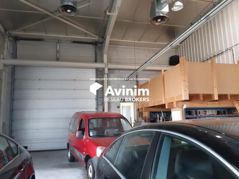 Flex in Alby-sur-Chéran for lease - Interior Photo - Image 2 of 5