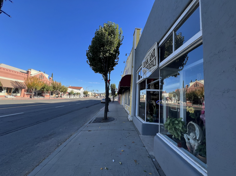 738 Main St, Ramona, CA for sale - Building Photo - Image 3 of 12