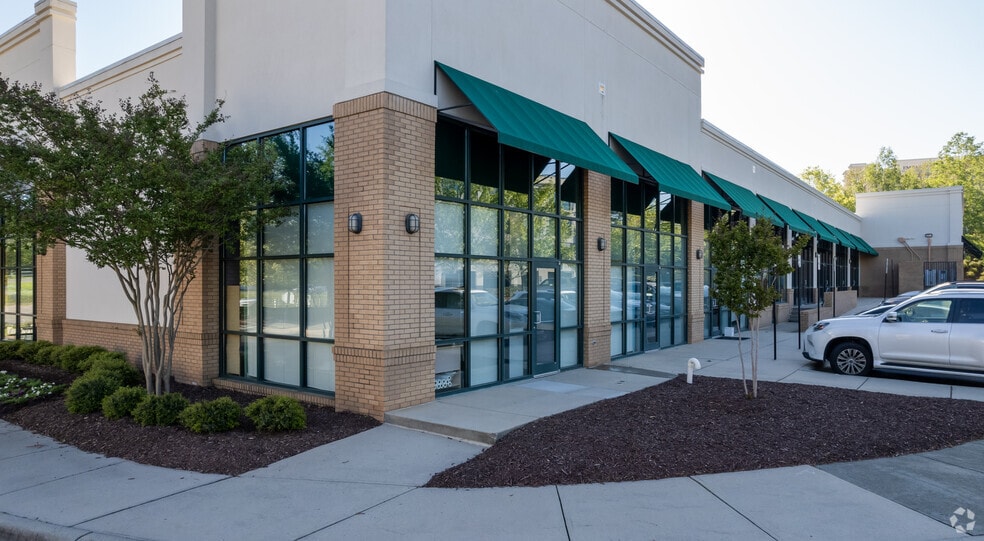7990 Arco Corporate Dr, Raleigh, NC for lease - Building Photo - Image 3 of 13