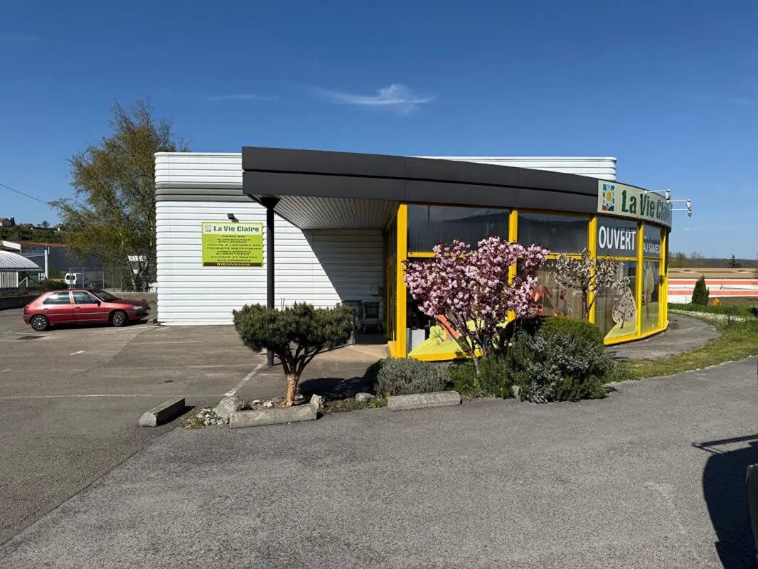 Retail in Besançon for lease Building Photo- Image 1 of 9