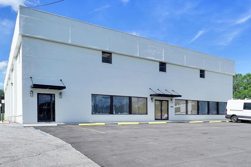 2916 W University Blvd, Jacksonville, FL for lease - Building Photo - Image 2 of 10