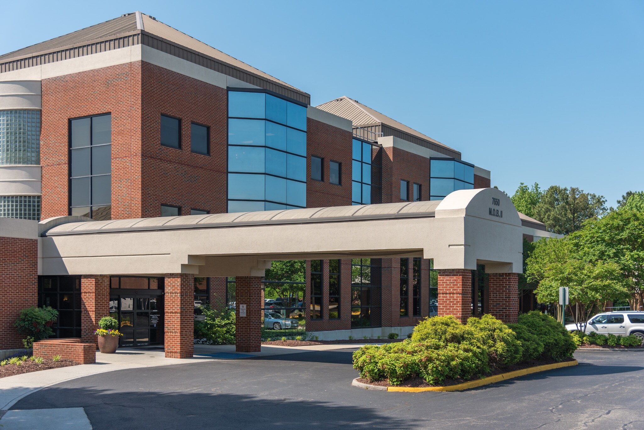 7650 E Parham Rd, Richmond, VA 23294 Parham Doctors' Hospital MOB II