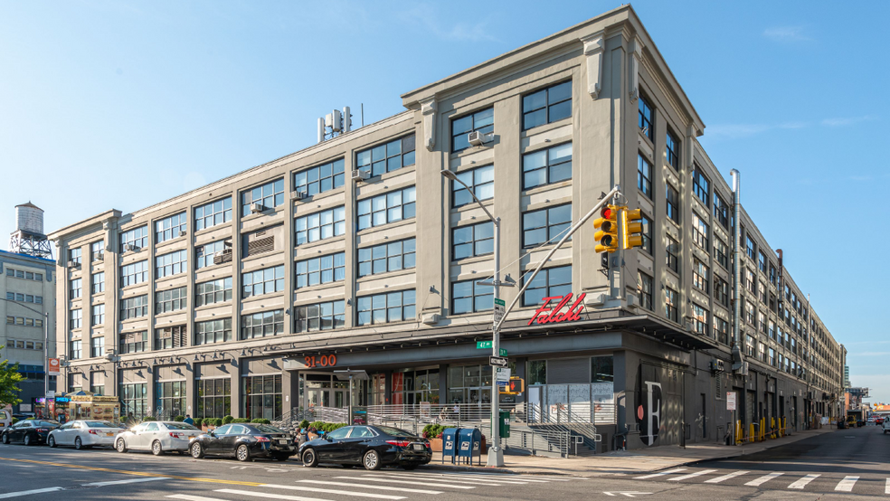 31-00 47th Ave, Long Island City, NY for lease - Building Photo - Image 1 of 33