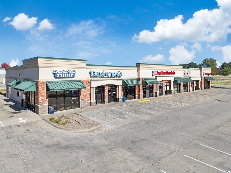 1640 W 53rd St, Davenport, IA for sale - Building Photo - Image 1 of 1