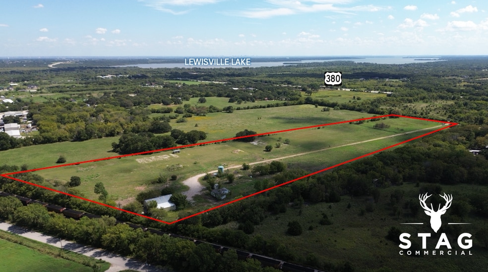 2756 Greenleaf Circle, Denton, TX for lease - Building Photo - Image 2 of 6