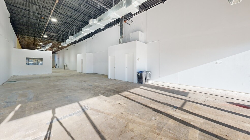 3405-3479 Boul de la Côte-Vertu, Montréal, QC for lease - Matterport 3D Scan - Image 2 of 7