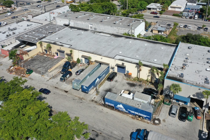 960-990 NW 10th Ave, Fort Lauderdale, FL for lease - Primary Photo - Image 3 of 5
