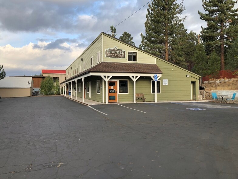 10038 Meadow Way, Truckee, CA for lease - Building Photo - Image 1 of 2