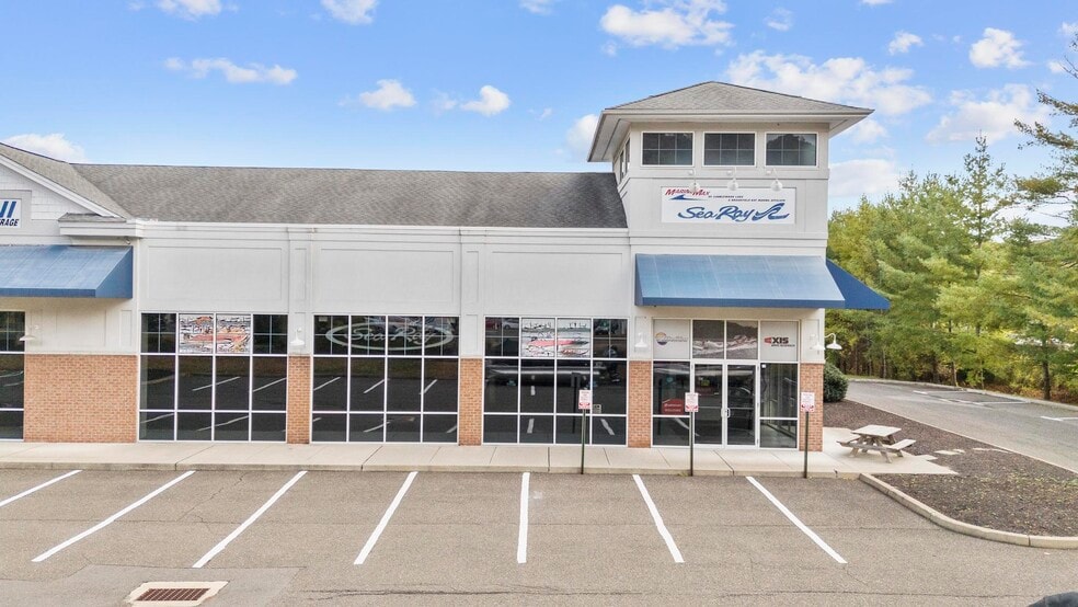 507 Danbury Rd, New Milford, CT for lease - Building Photo - Image 2 of 19