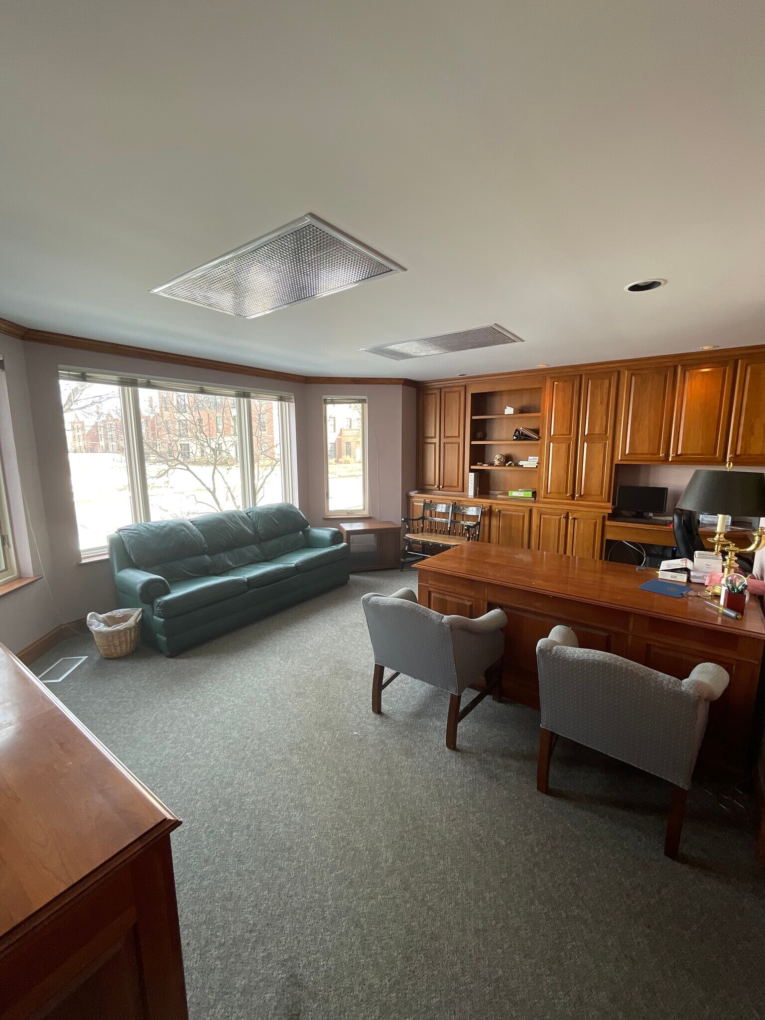 133 E Laurel Ave, Lake Forest, IL for sale Primary Photo- Image 1 of 1