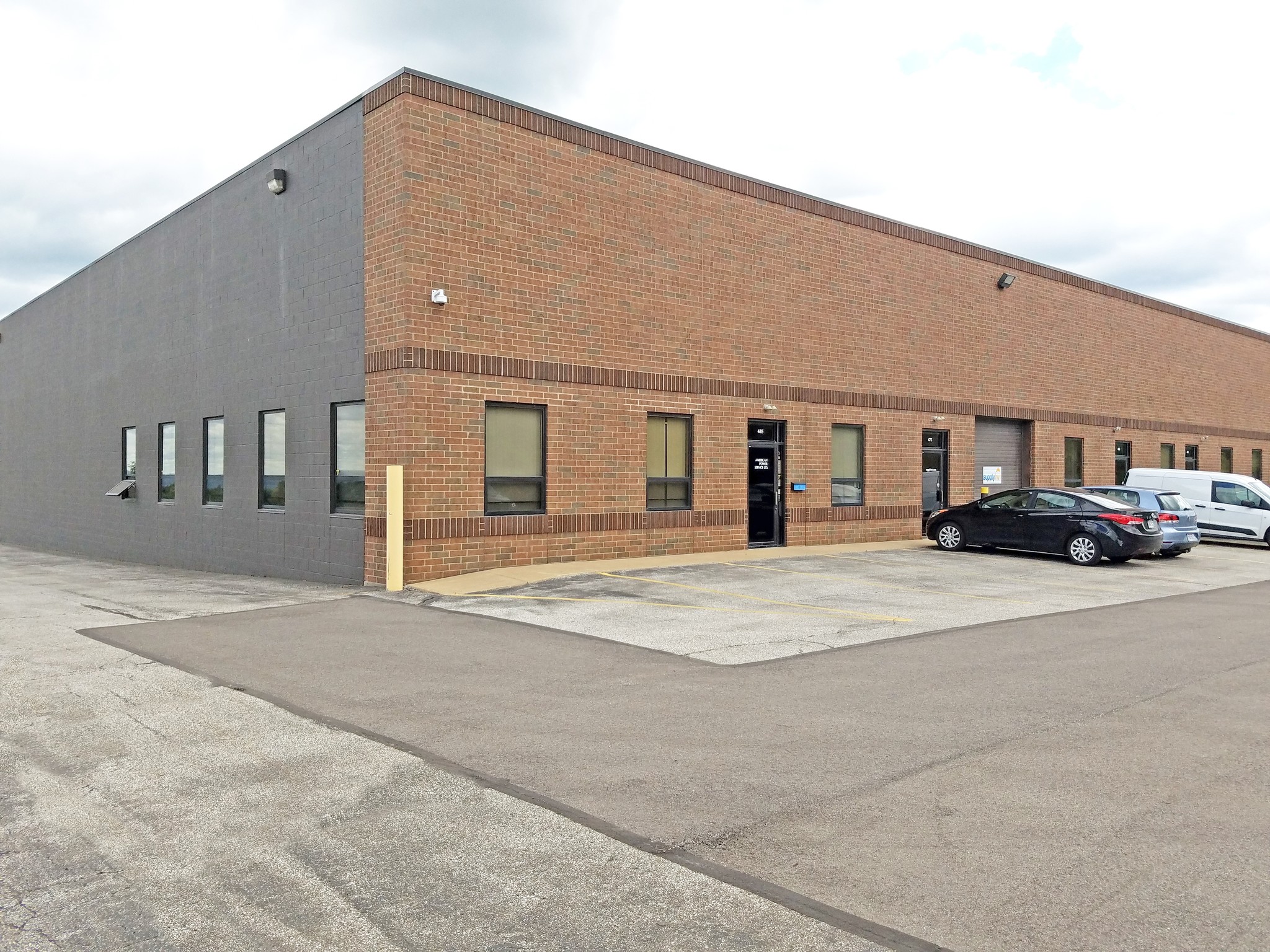 403-485 Ken Mar Industrial Pky, Broadview Heights, OH for lease Building Photo- Image 1 of 3