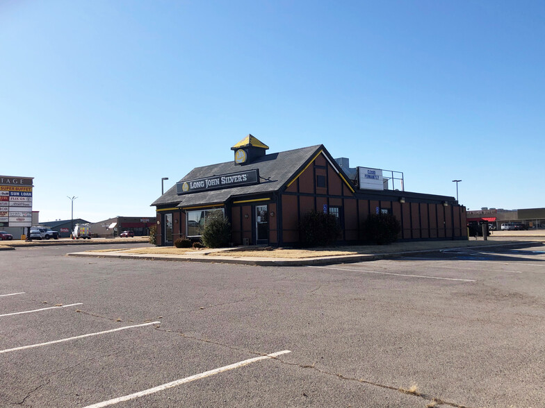 2021 S Main St, Elk City, OK for sale - Building Photo - Image 1 of 1