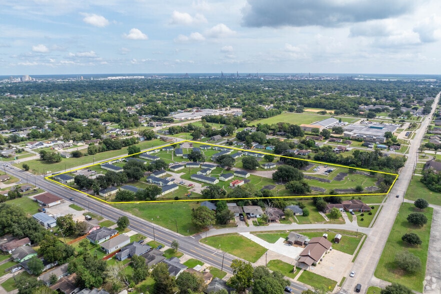 4365 S 4th St, Beaumont, TX for sale - Primary Photo - Image 1 of 1