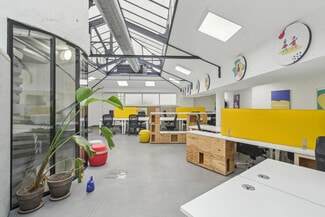 More details for 27 Rue De Citeaux, Paris - Office for Sale