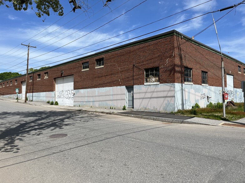 16 Bridge St, Lewiston, ME for lease - Building Photo - Image 1 of 1