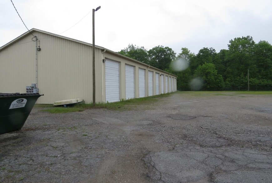 42345 Oberlin Elyria Rd, Elyria, OH for lease - Building Photo - Image 3 of 3