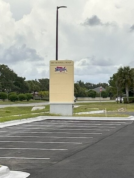 6865 Murrell Rd, Melbourne, FL for lease - Building Photo - Image 3 of 12