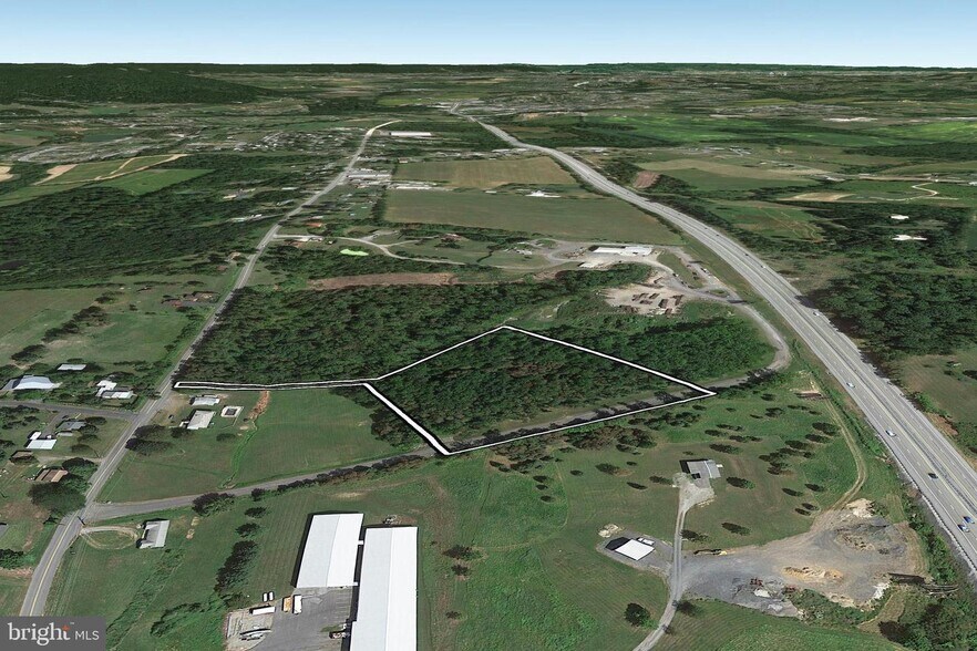 771 Range End Rd, Dillsburg, PA for sale - Primary Photo - Image 1 of 5