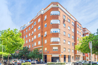 More details for Calle De Fernández De La Hoz, 76, Madrid - Multifamily for Sale