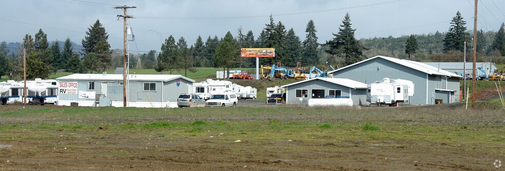 347 Myrtle St, Sutherlin, OR for sale - Primary Photo - Image 1 of 1