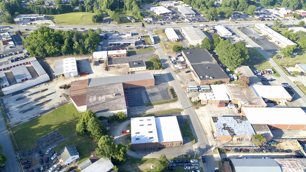 108-110 Longale Rd, Greensboro, NC for lease - Aerial - Image 3 of 5