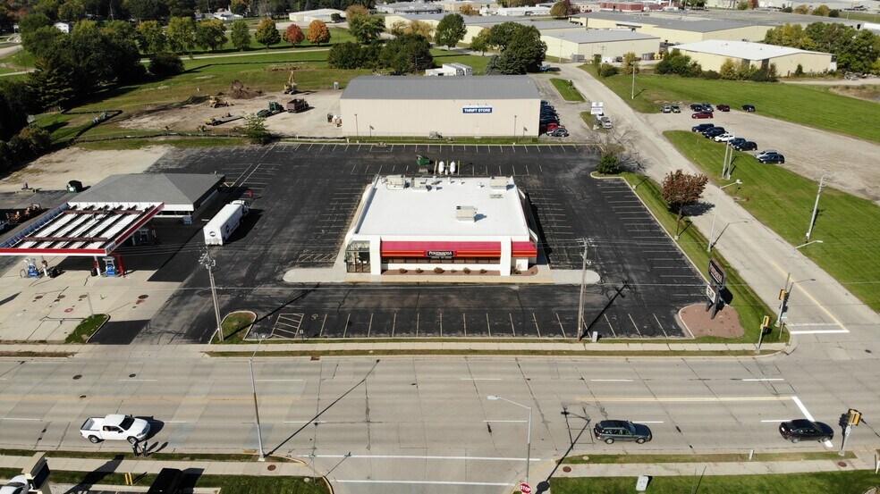 1520 N Spring St, Beaver Dam, WI for sale - Aerial - Image 1 of 1