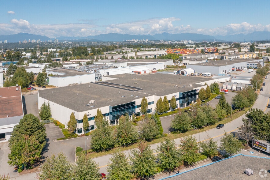 1587 Derwent Way, Delta, BC for lease - Building Photo - Image 2 of 8