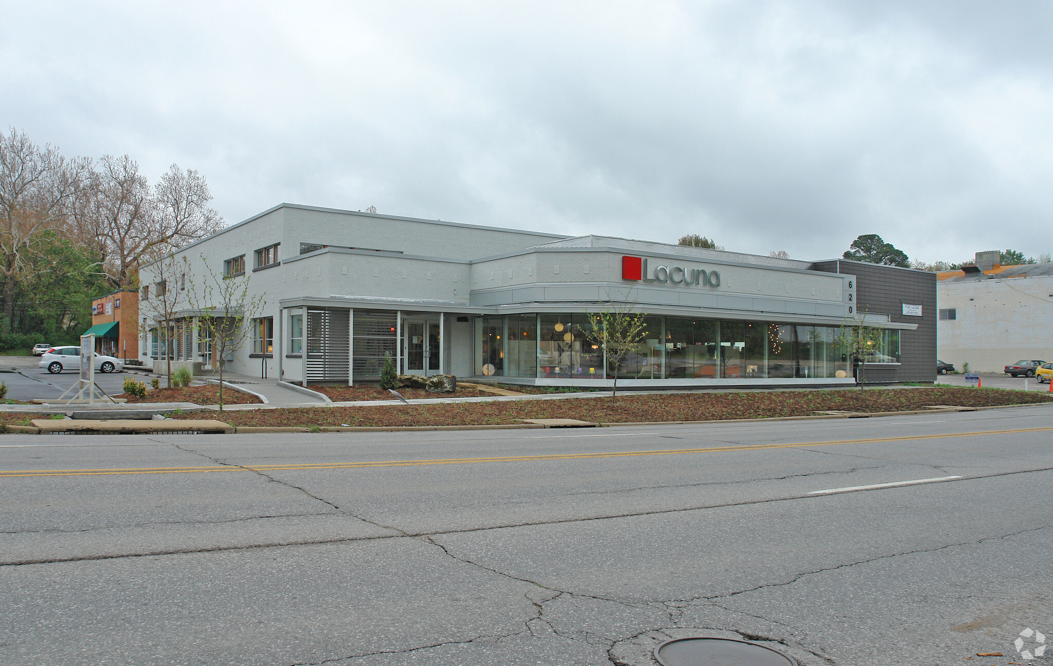 620 N College Ave, Fayetteville, AR for lease Building Photo- Image 1 of 3