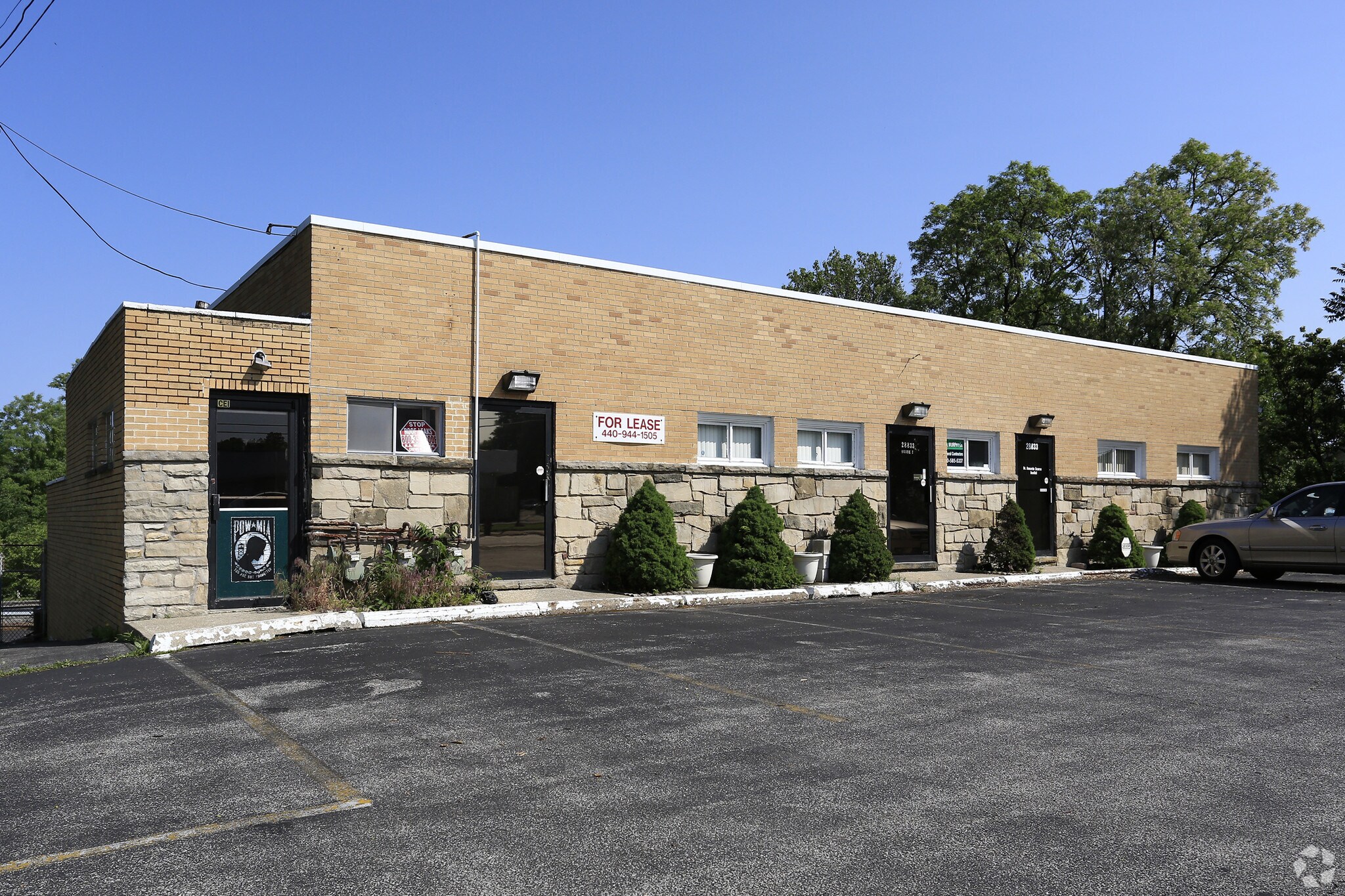 28833 Euclid Ave, Wickliffe, OH for sale Primary Photo- Image 1 of 1