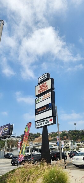 4714-4722 W Slauson Ave, Los Angeles, CA for lease - Building Photo - Image 2 of 2