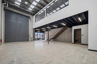 3 Palladium Cct, Clyde North for lease Interior Photo- Image 1 of 5