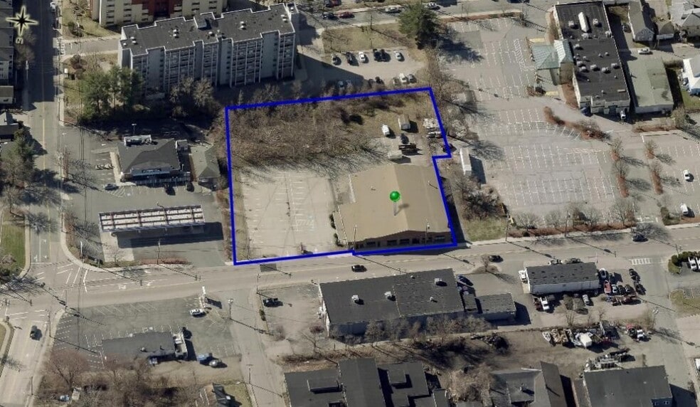 35-41 E Hollis St, Nashua, NH for sale - Building Photo - Image 2 of 5