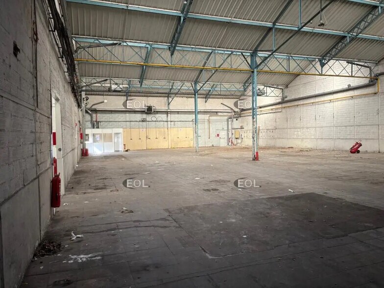 Industrial in Bezons for lease - Building Photo - Image 2 of 6