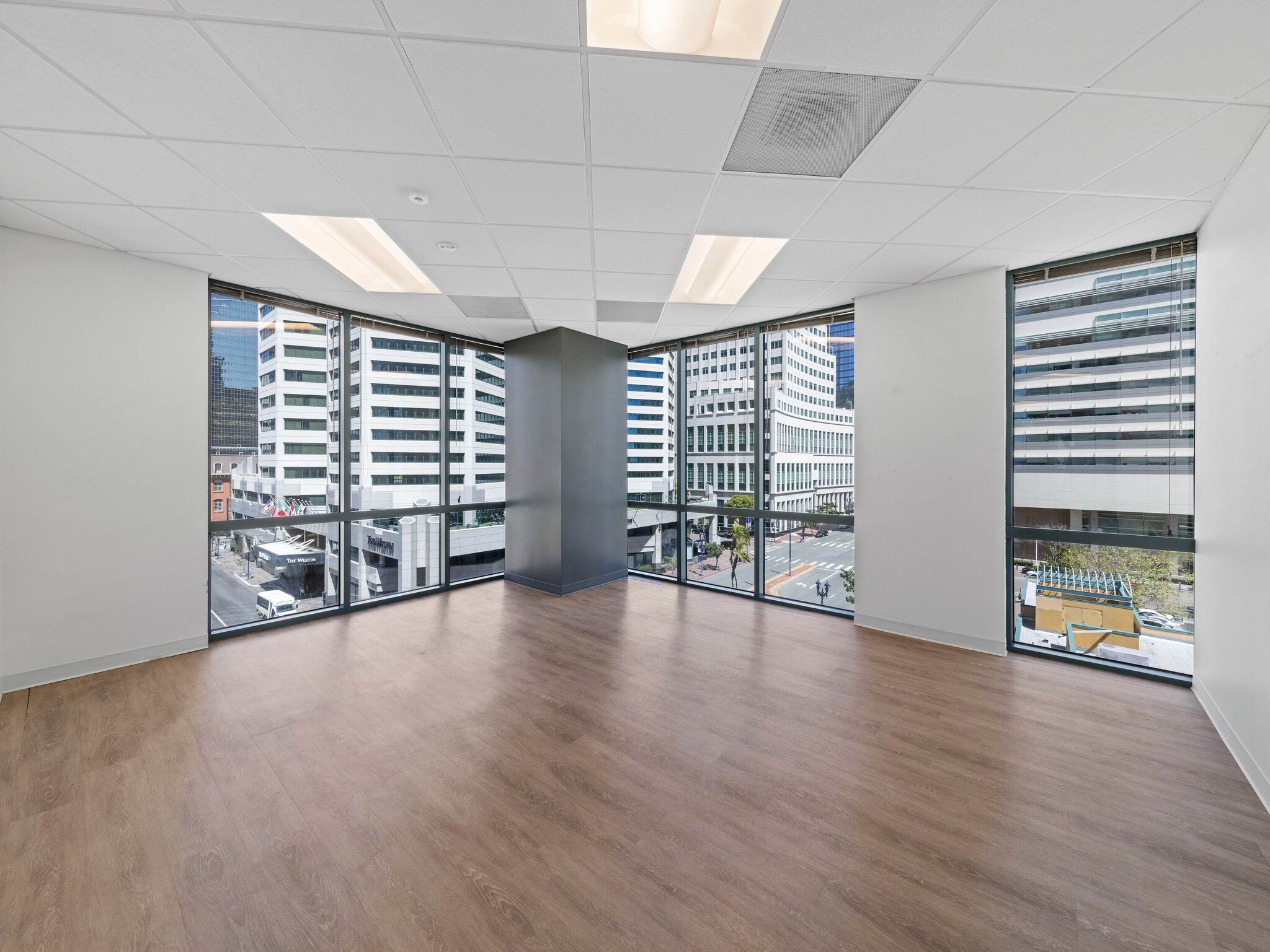 501 W Broadway, San Diego, CA for lease Interior Photo- Image 1 of 11