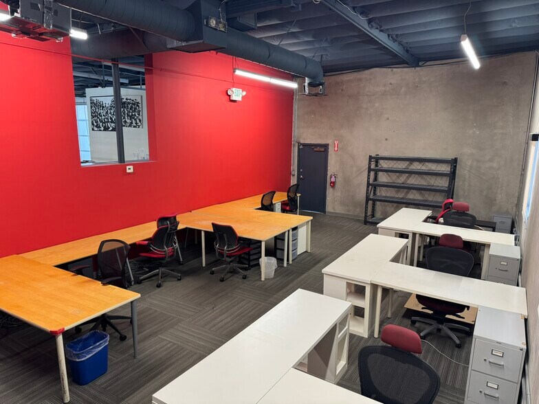 3195 Airport Loop Dr, Costa Mesa, CA for lease - Interior Photo - Image 3 of 14