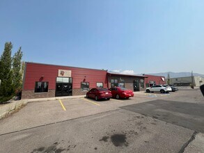 2707 Parkland Blvd, Pleasant View, UT for lease Building Photo- Image 2 of 16