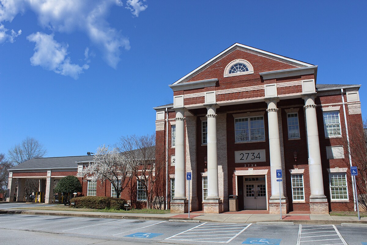 2734 Meadow Church Rd, Duluth, GA 30097 Bank Building