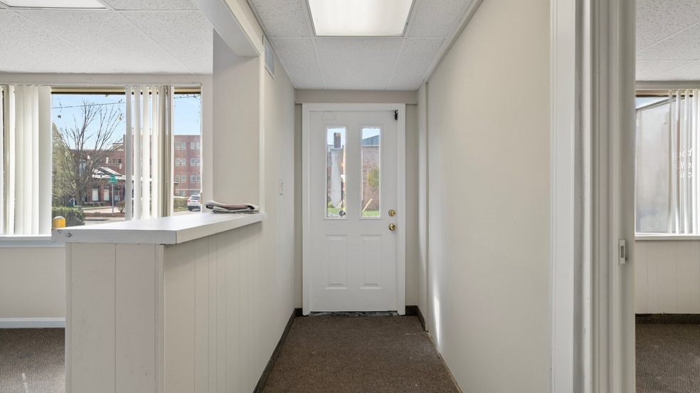 68 Westfield St, West Springfield, MA for sale - Building Photo - Image 3 of 9