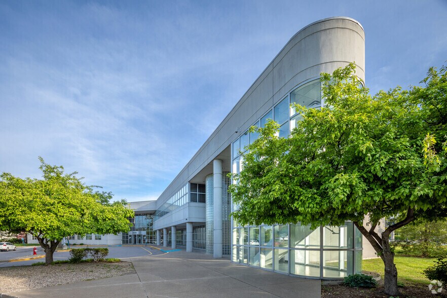 3430 Newburg Rd, Louisville, KY 40218