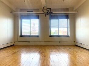 4 Open Square Way, Holyoke, MA for lease Interior Photo- Image 1 of 3