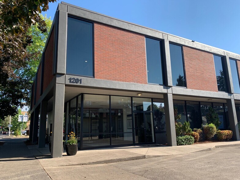 1201 Oak St, Eugene, OR for sale - Building Photo - Image 1 of 1