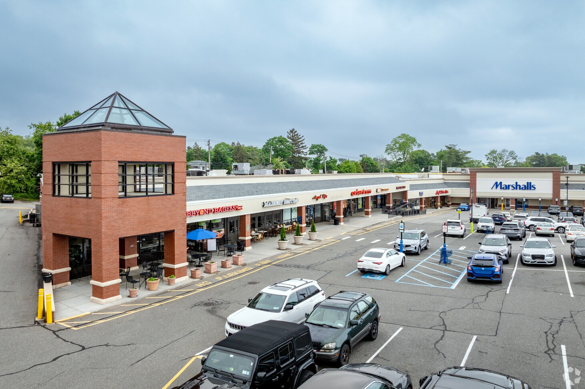 499-523 N Broadway, Jericho, NY for sale Primary Photo- Image 1 of 1