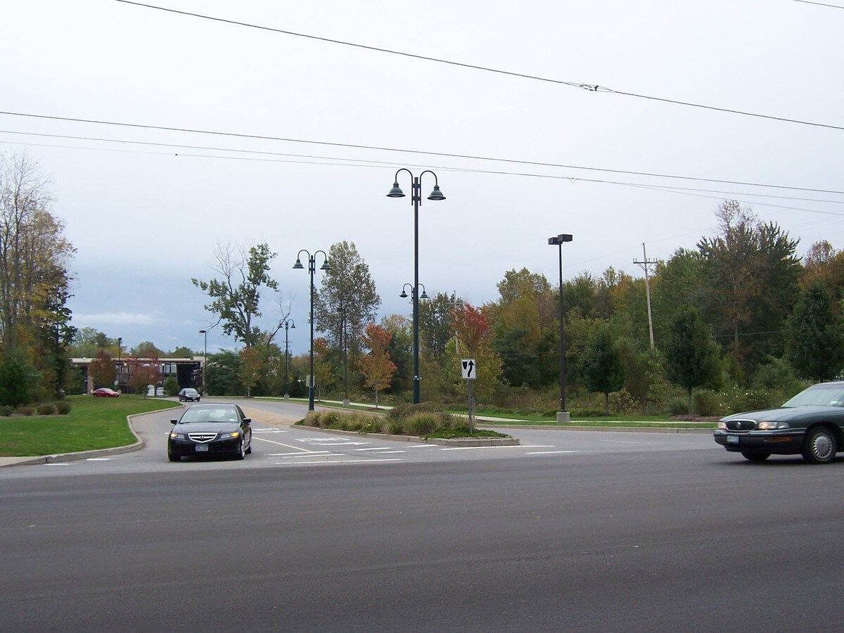 959 Five Mile Line Rd, ster, NY 14580