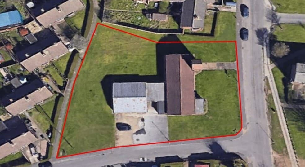 22 Sudbrooke Dr, Lincoln for sale Primary Photo- Image 1 of 1