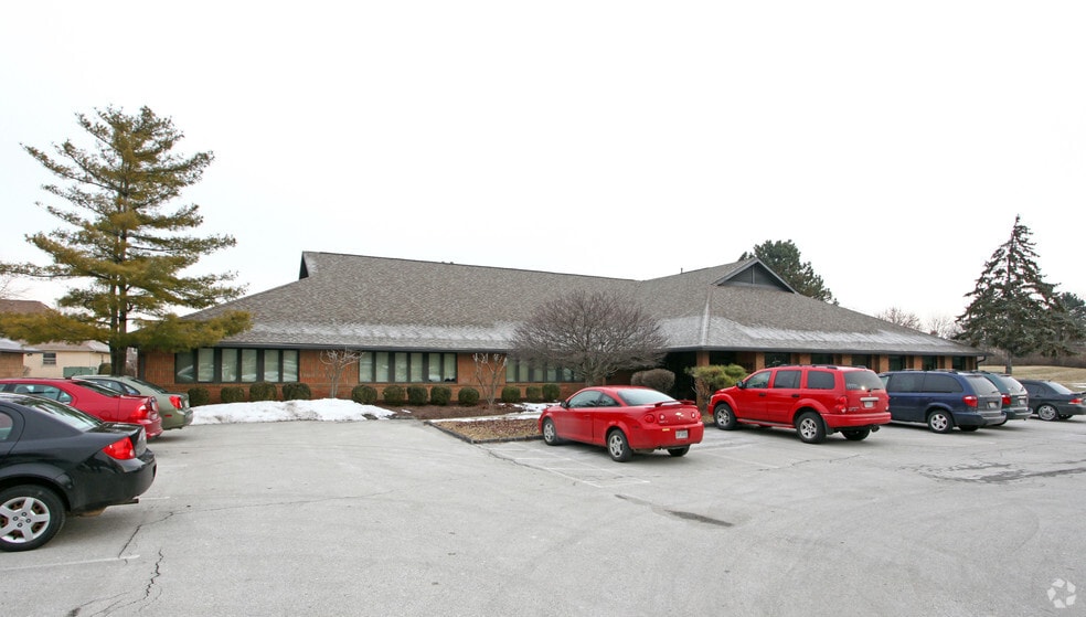 1900 Crown Park Ct, Columbus, OH for lease - Primary Photo - Image 1 of 8