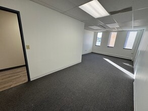 7200 E Hampden Ave, Denver, CO for lease Interior Photo- Image 1 of 2