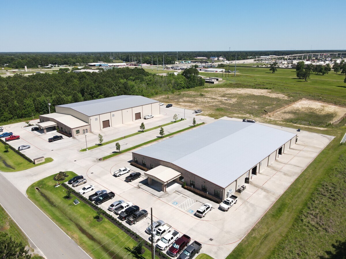 22210 McCleskey Rd, New Caney, TX 77357