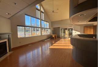 4904 S Minnesota Ave, Sioux Falls, SD for sale Building Photo- Image 2 of 8