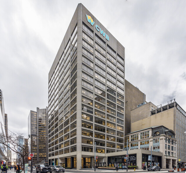 141 Adelaide St W, Toronto, ON for lease - Building Photo - Image 1 of 3